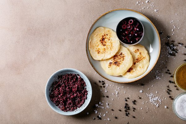 Can You Make a Gourmet Olive Tapenade with Mediterranean Flavors at Home?