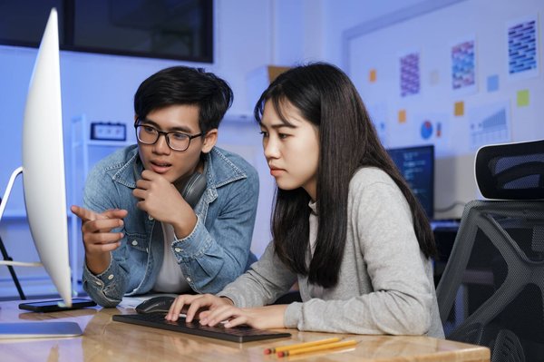 Are Programmable Materials the Future of Self-Healing Structures?